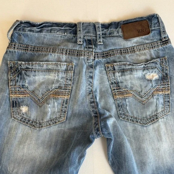 BKE Carter Straight Leg Jeans Mens 32x33 Light Wash Distressed Blue Denim - Picture 3 of 13